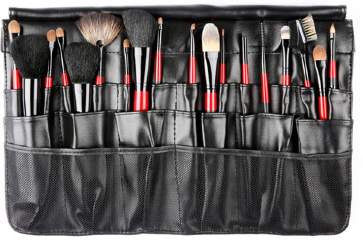 Lionesse Makyaj Fırça Seti BD-14 - 472,79 TL'ye Sipariş